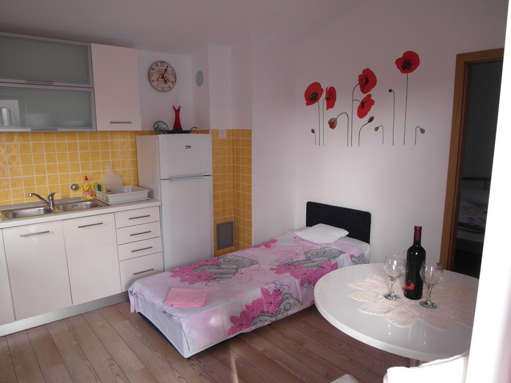 Apartment Antonio Шибеник Экстерьер фото